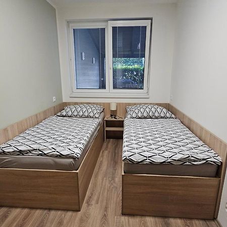 Ferienwohnung Rezidence Bělehradská Most Exterior foto